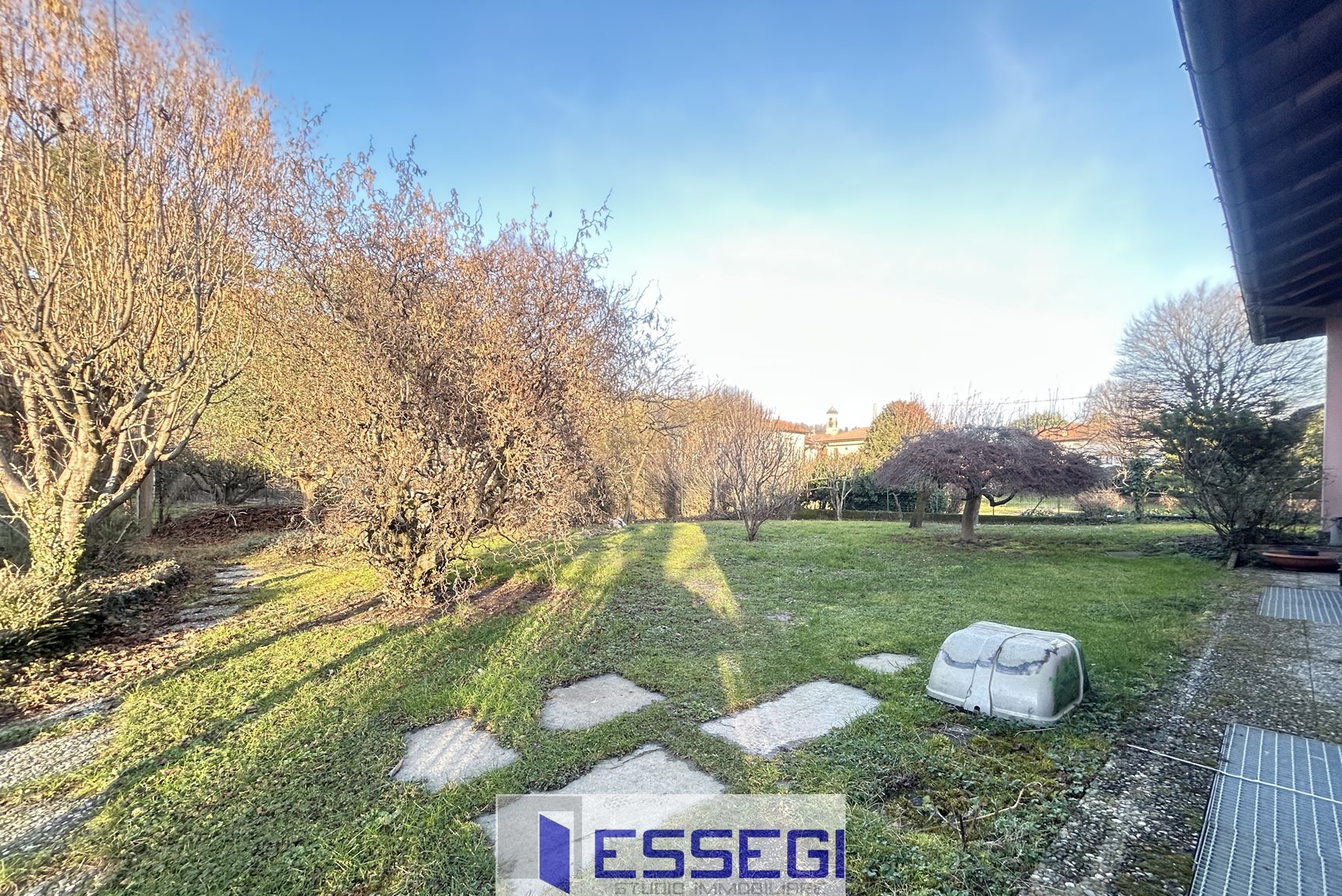 ALBESE CON CASSANO Casa indipendente